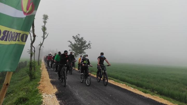 Ramaikan Penutupan TMMD, Kodim Bojonegoro Gelar Gowes Bareng